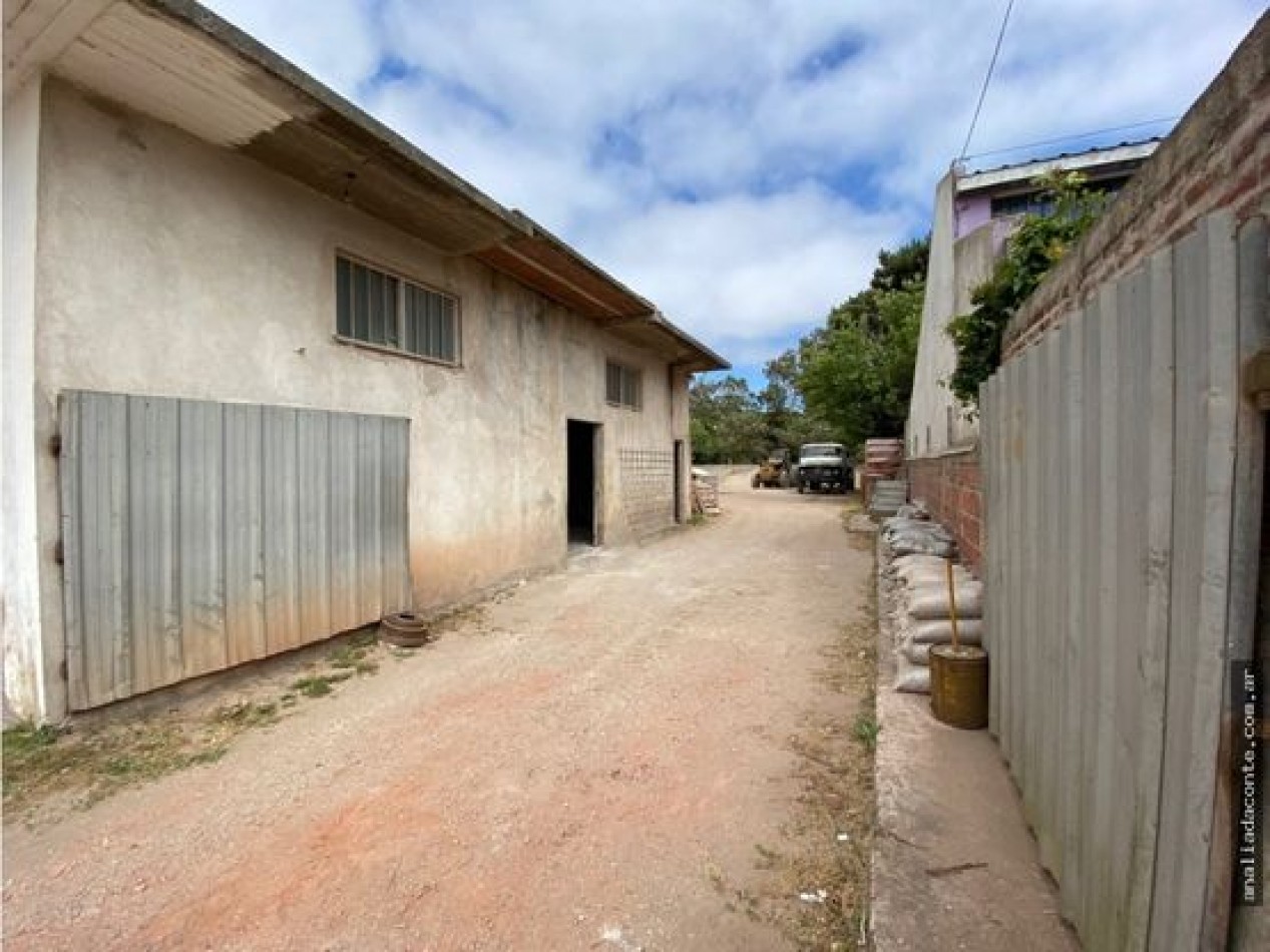 CORRALON DE MATERIALES ZONA NORTE 35 ANOS DE TRAYECTORIA. Fondo de comercio y propiedad.