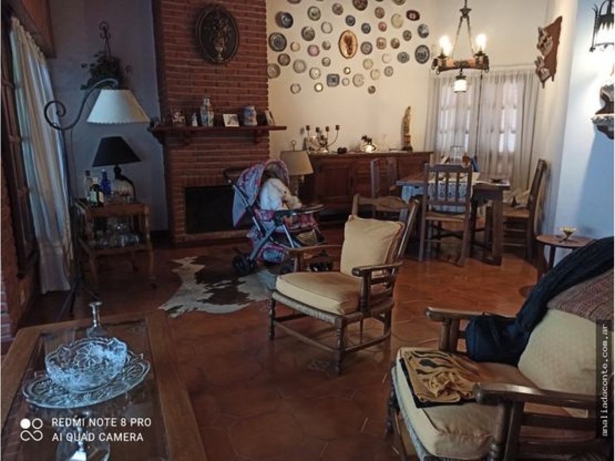 Roffo y F. Acosta Precioso Chalet 4 Amb. Quincho. Gran parque