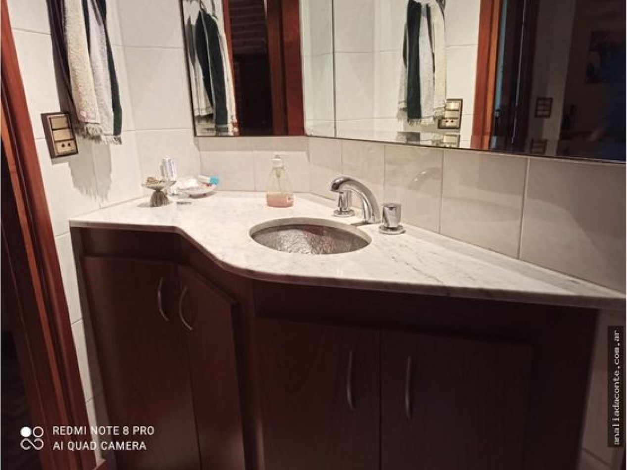 Roffo y F. Acosta Precioso Chalet 4 Amb. Quincho. Gran parque