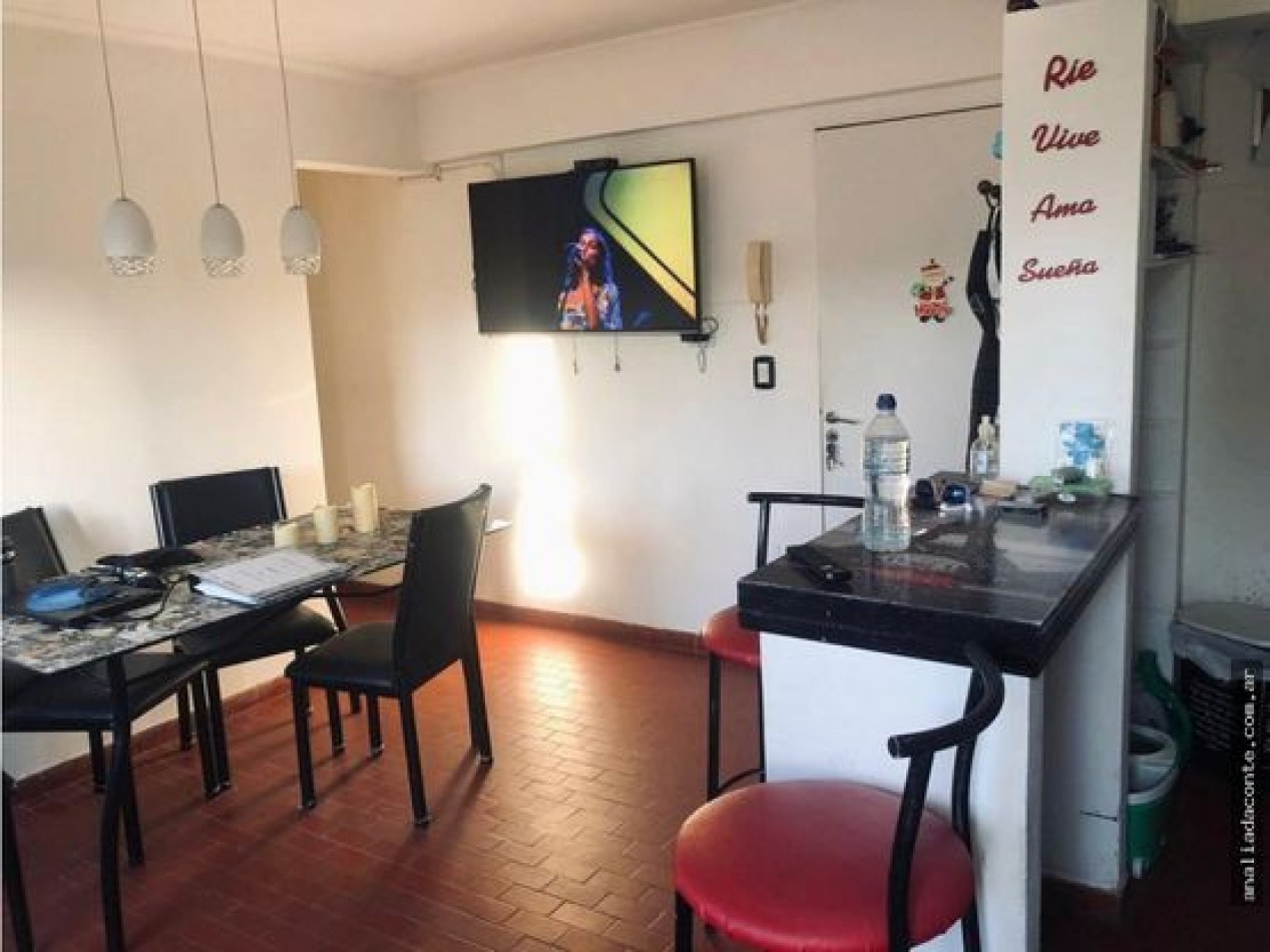 VENTA DEPTO 3 AMBIENTES RECICLADO.