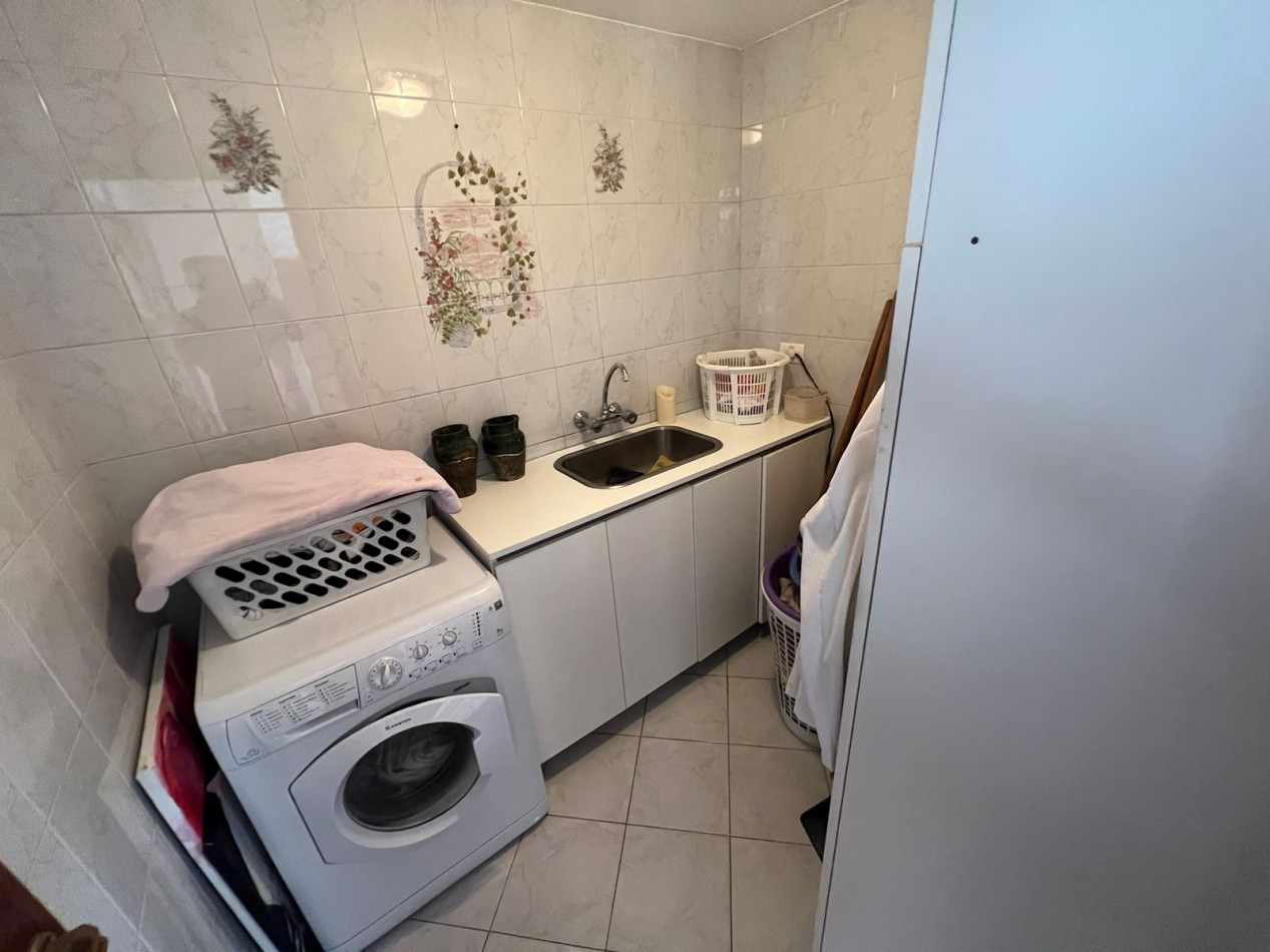 Espectacular chalet 4 amb. Parque. Piscina sobre Avenida Tejedor 1300