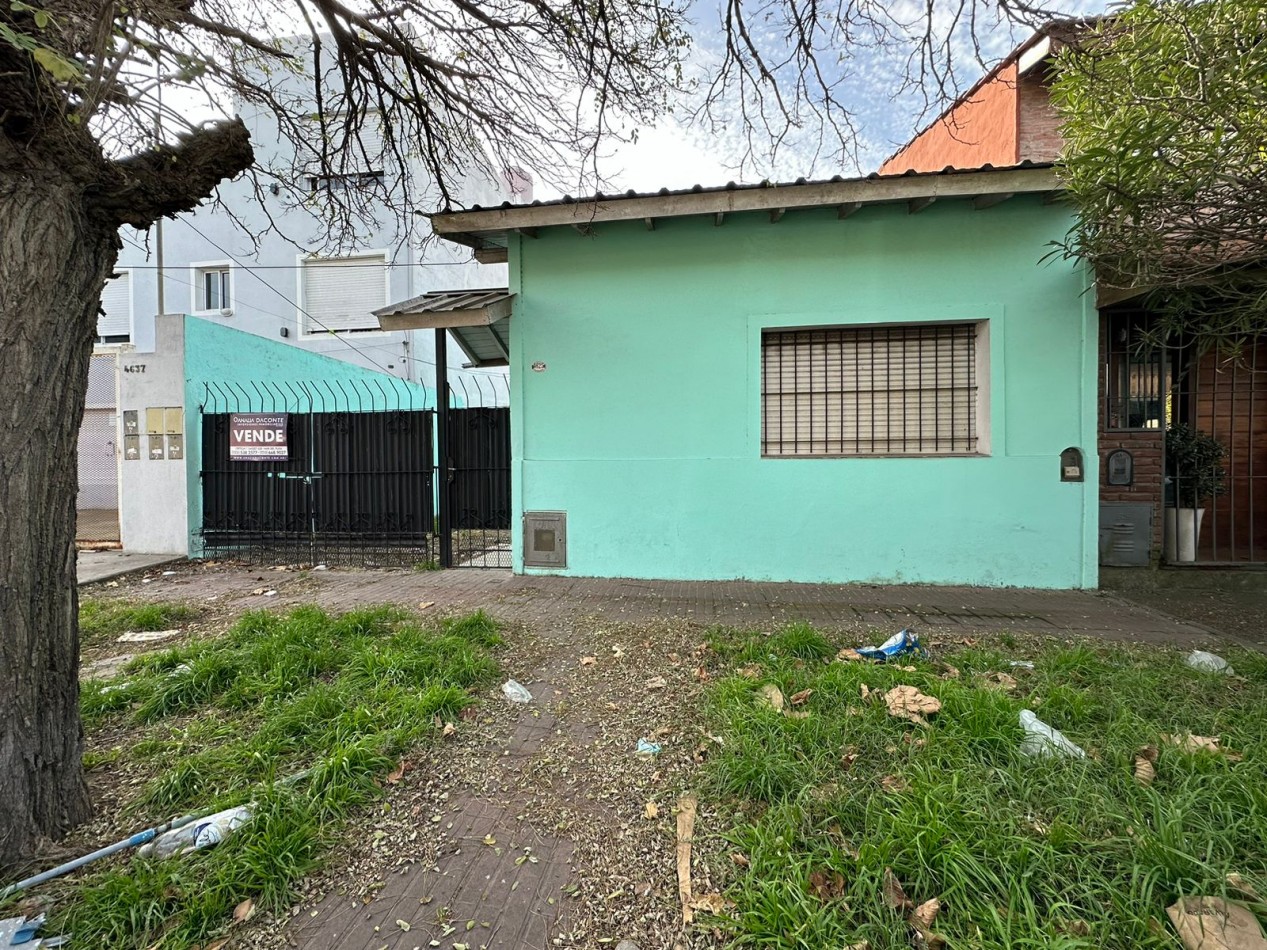  RESERVADA!!!RAWSON E ITALIA  CASA 3 AMB. CON PATIO Y ENTRADA AUTO 