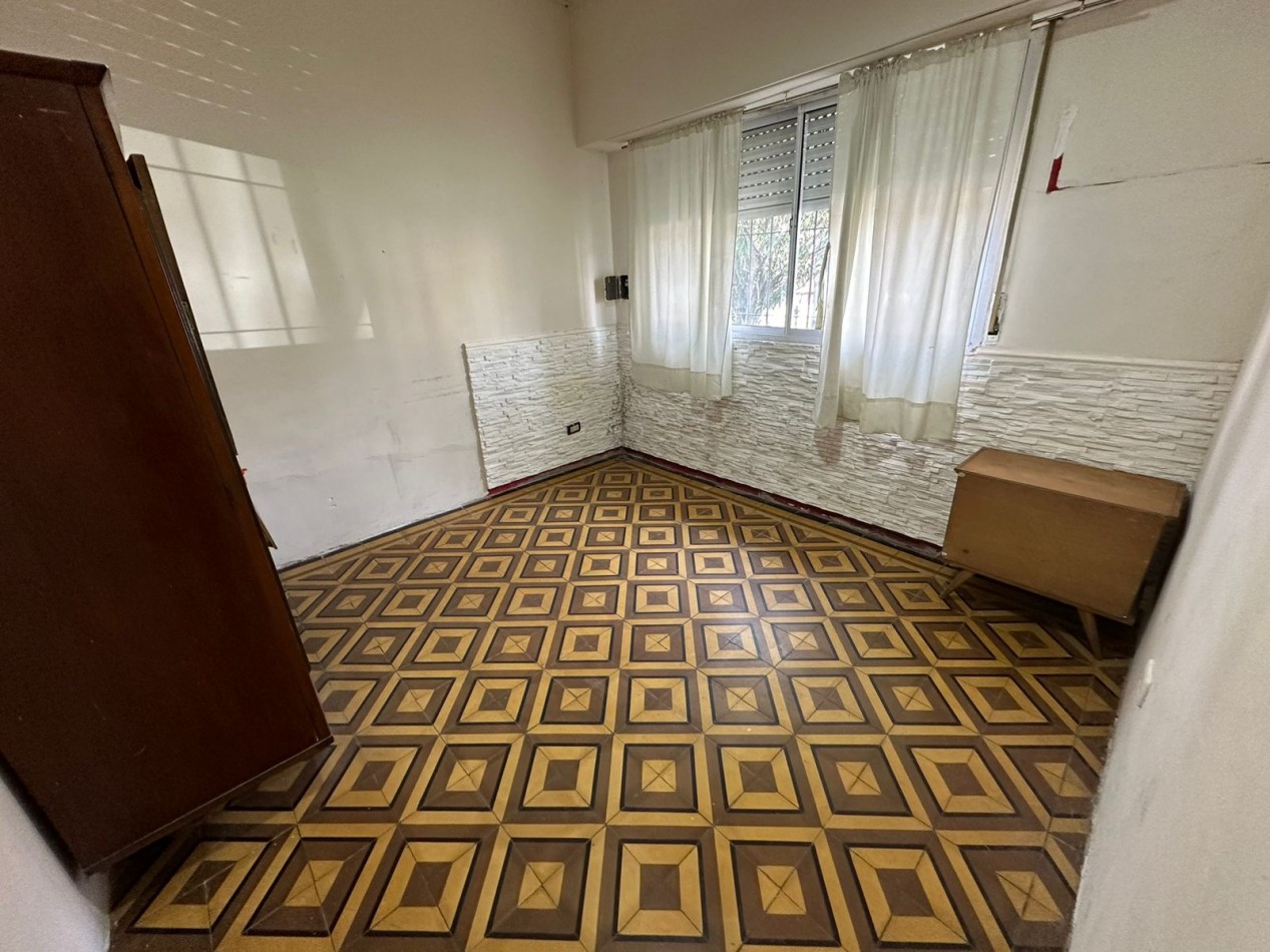  RESERVADA!!!RAWSON E ITALIA  CASA 3 AMB. CON PATIO Y ENTRADA AUTO 