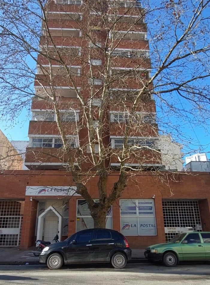 RESERVADO!!!LA PERLA Precioso Dpto. 2 Amb. CON BALCON EN L 