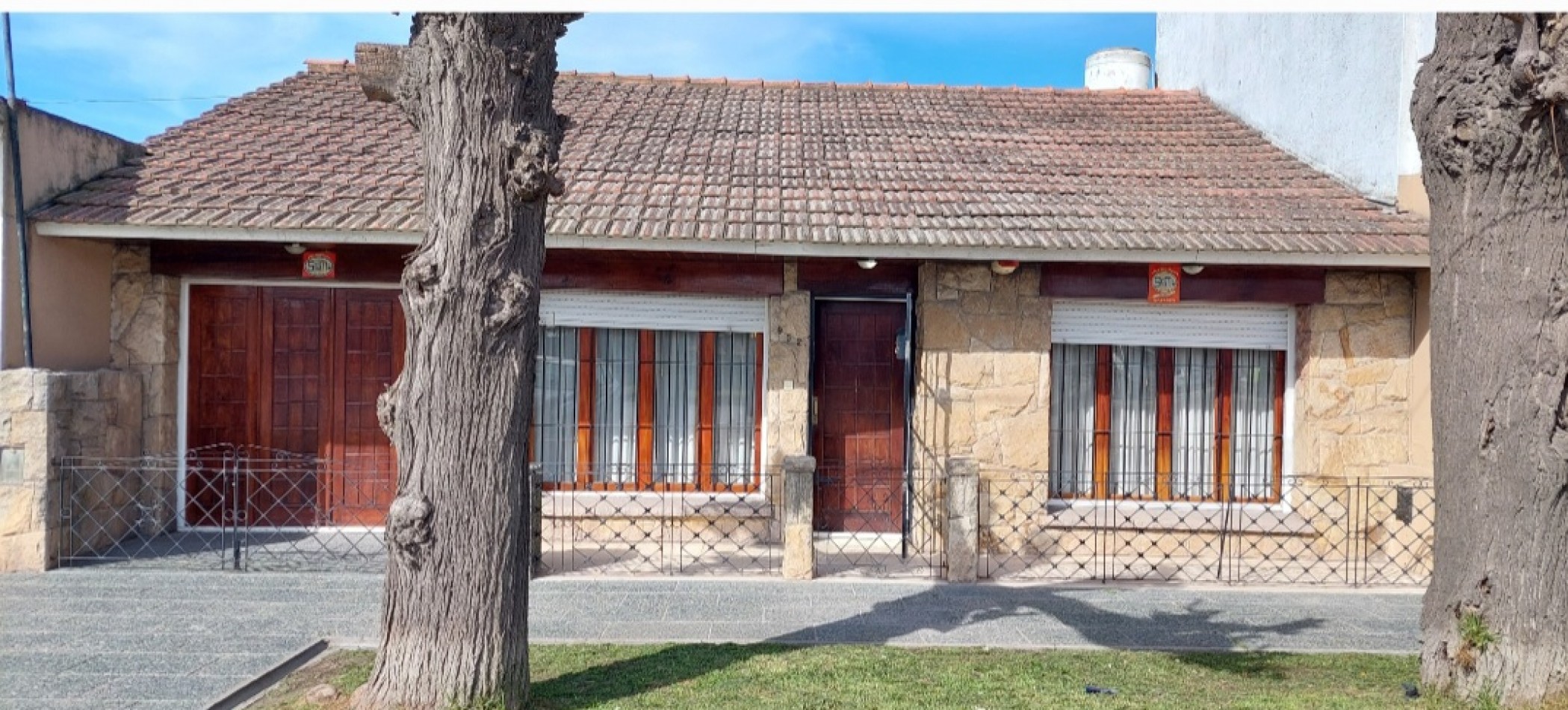 Chalet 3 amb. Sobre Ruta 88. Ideal fines comerciales