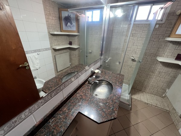 Hermoso chalet 4 amb con parque y piscina en Los pinares