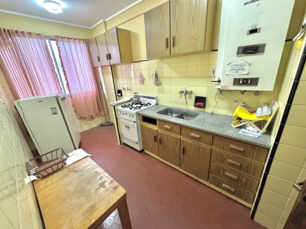 Gran oportunidad depto 4 amb en zona Centro