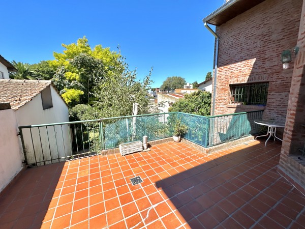 Gran chalet 7 amb a reciclar! en Caisamar con parque y quincho