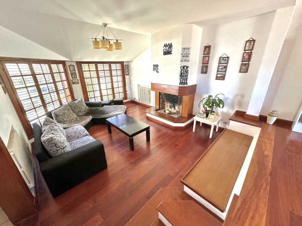 Gran chalet 7 amb a reciclar! en Caisamar con parque y quincho