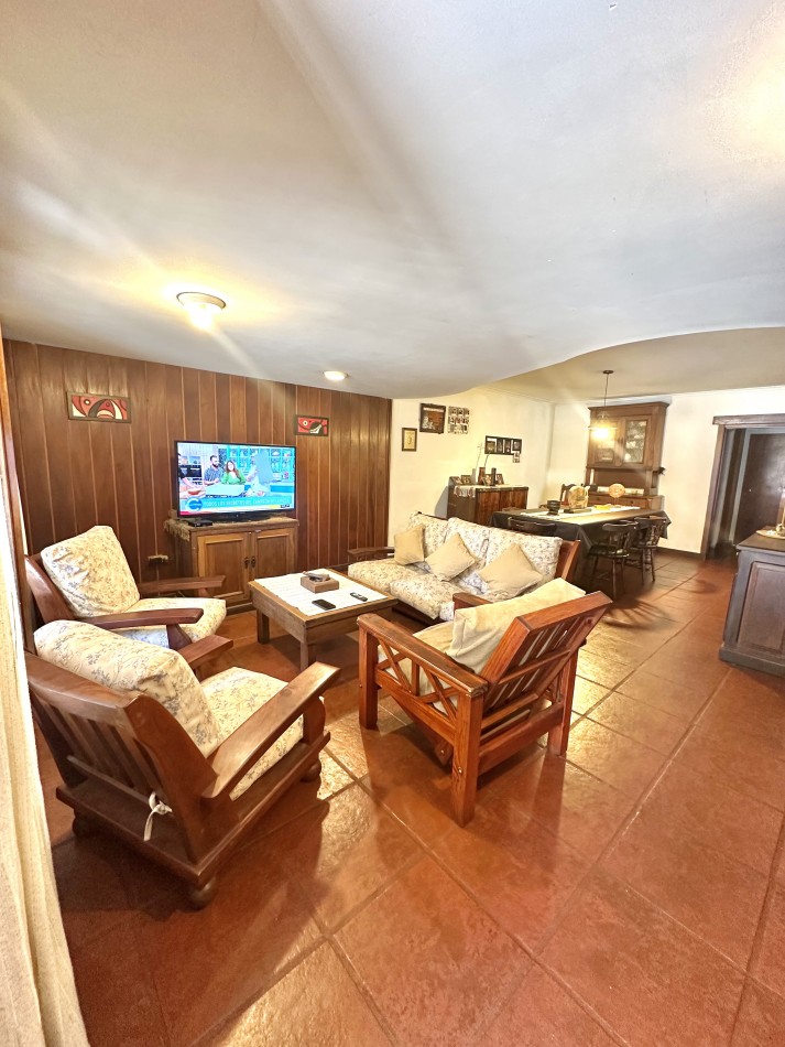 LA PERLA CHALET 3 AMBIENTES, QUINCHO