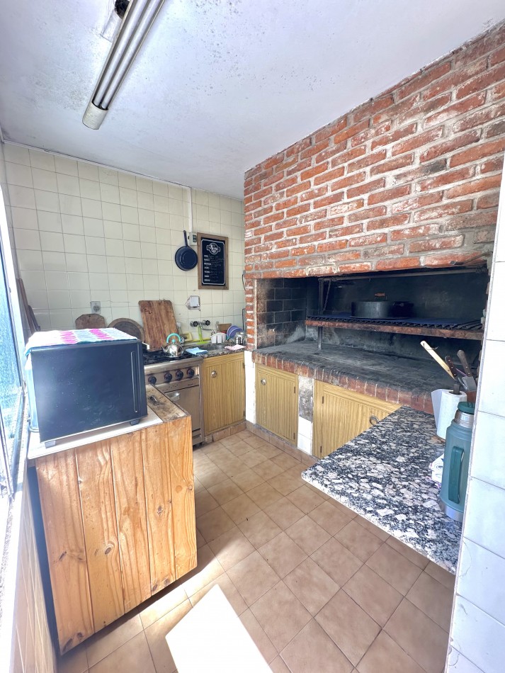 LA PERLA CHALET 3 AMBIENTES, QUINCHO