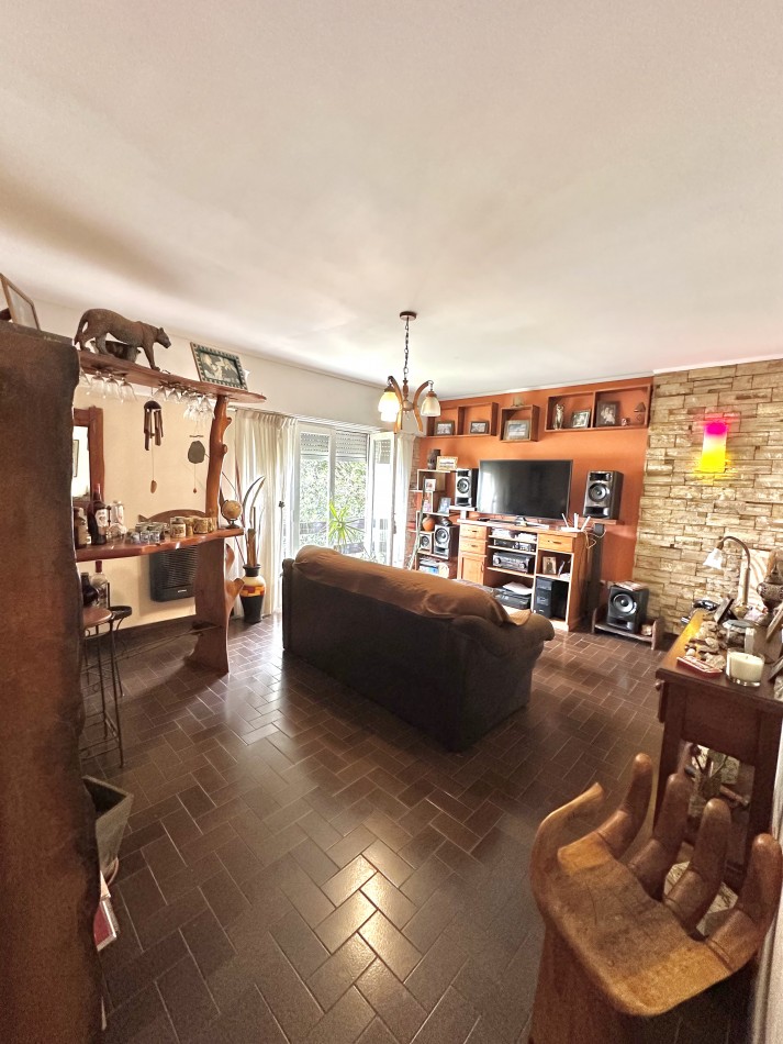 Departamento 3 amb con cochera Parque Luro