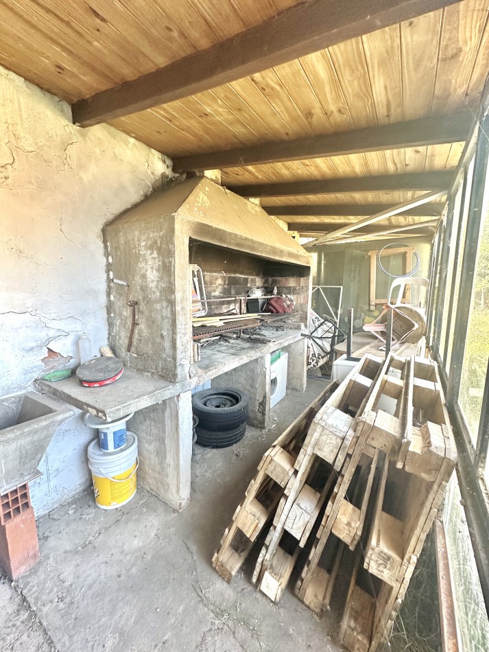 VENTA URGENTE Propiedad en block depto 4 amb con garage y deposito 