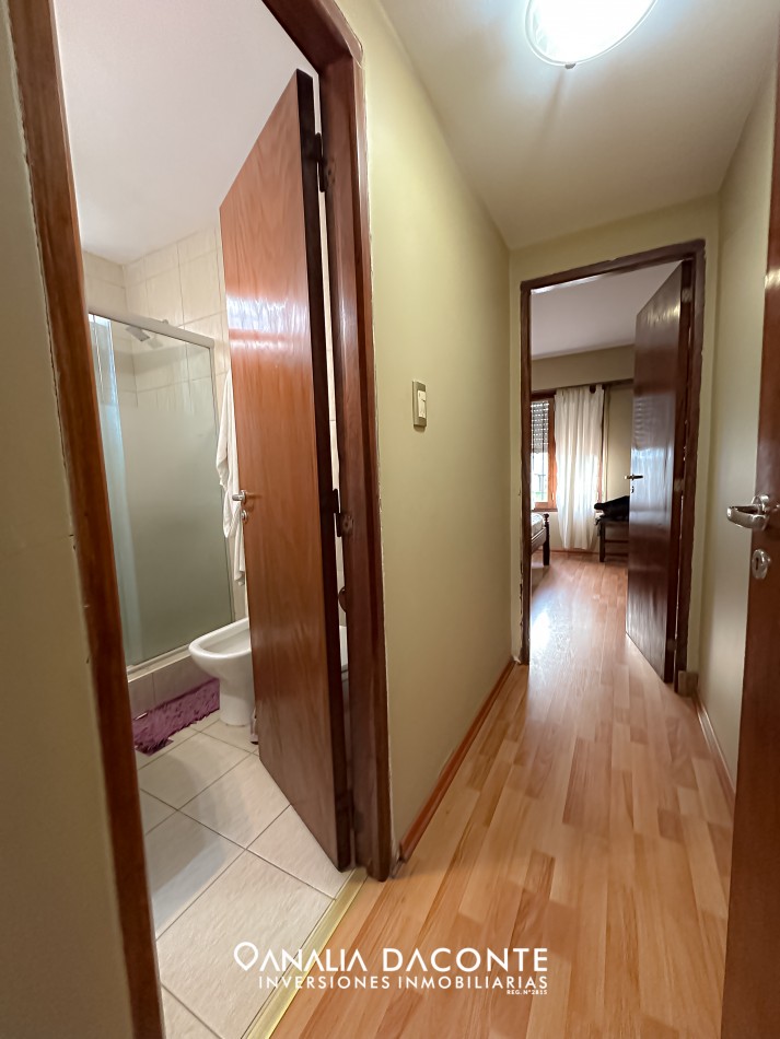 Chalet 4 amb con gran parque en Villa Primera