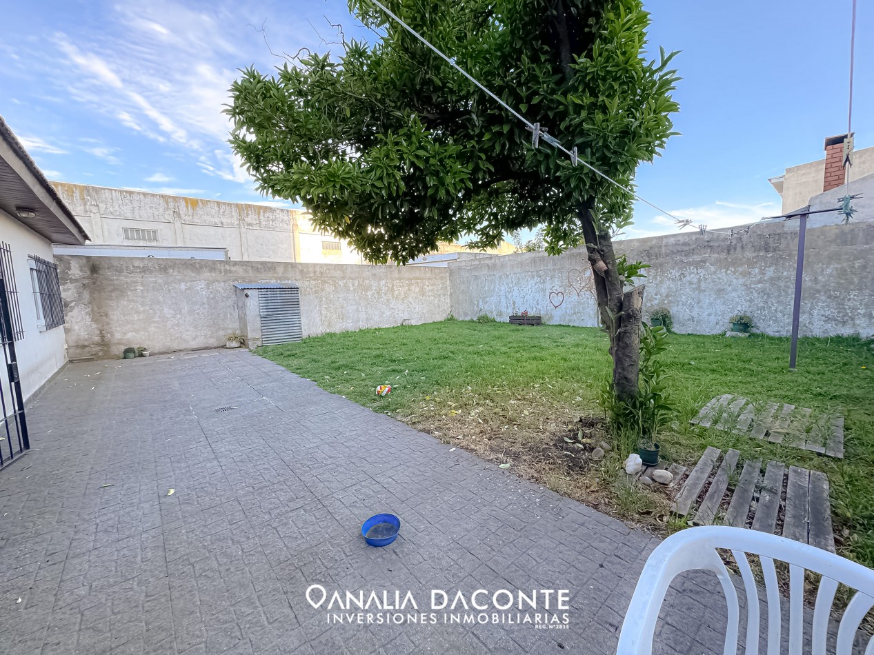 Chalet 4 amb con parque y garage en Villa Primera