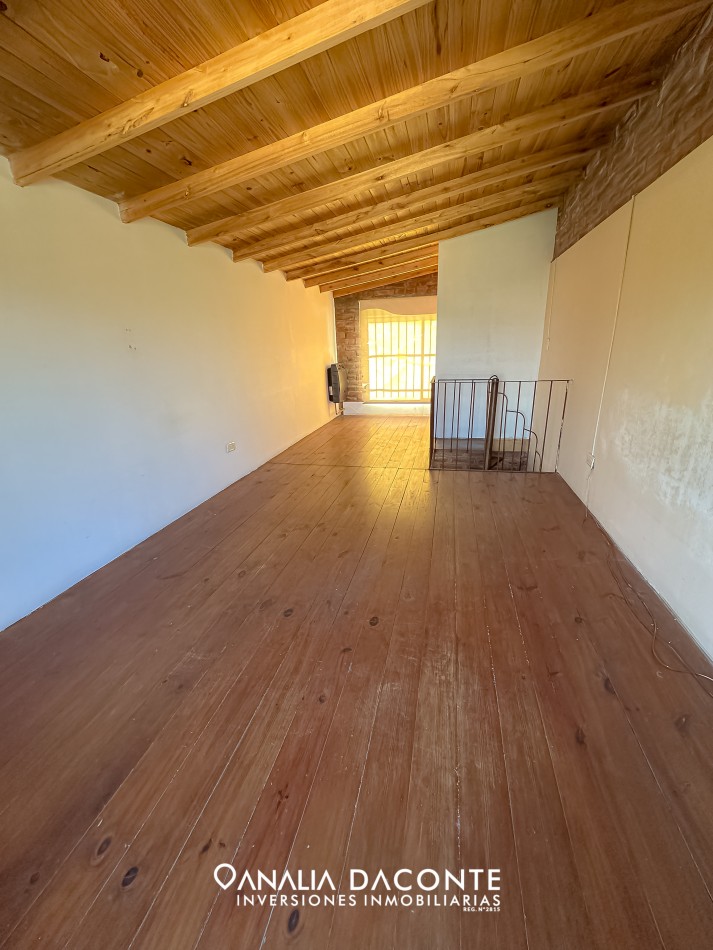 APTO CREDITO! Duplex 2 amb con jardin y cochera Barrio Lopez de Gomara 