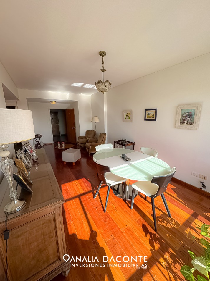 VENDIDO!!Gran departamento 3 amb y dep con cochera en Centro