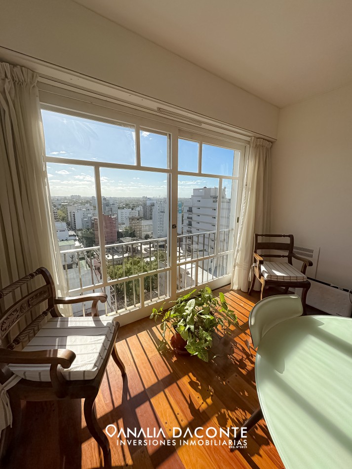 VENDIDO!!Gran departamento 3 amb y dep con cochera en Centro