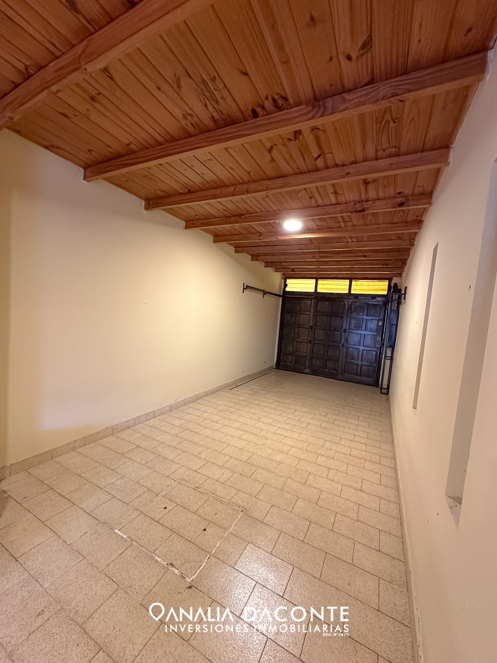 Chalet 7 amb con jardin en San Jeronimo