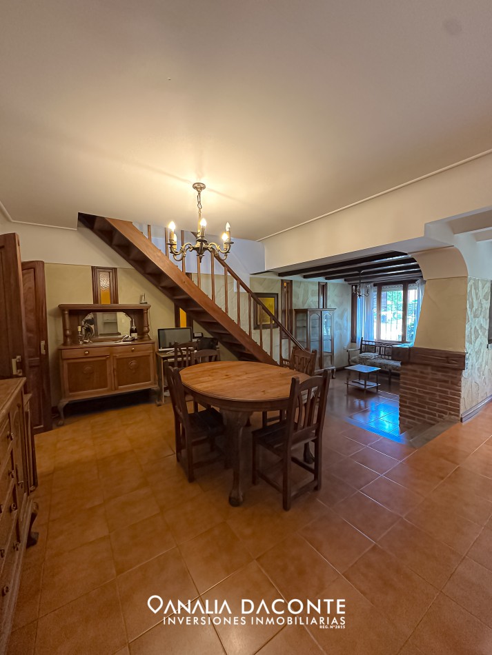 Chalet 7 amb con jardin en San Jeronimo