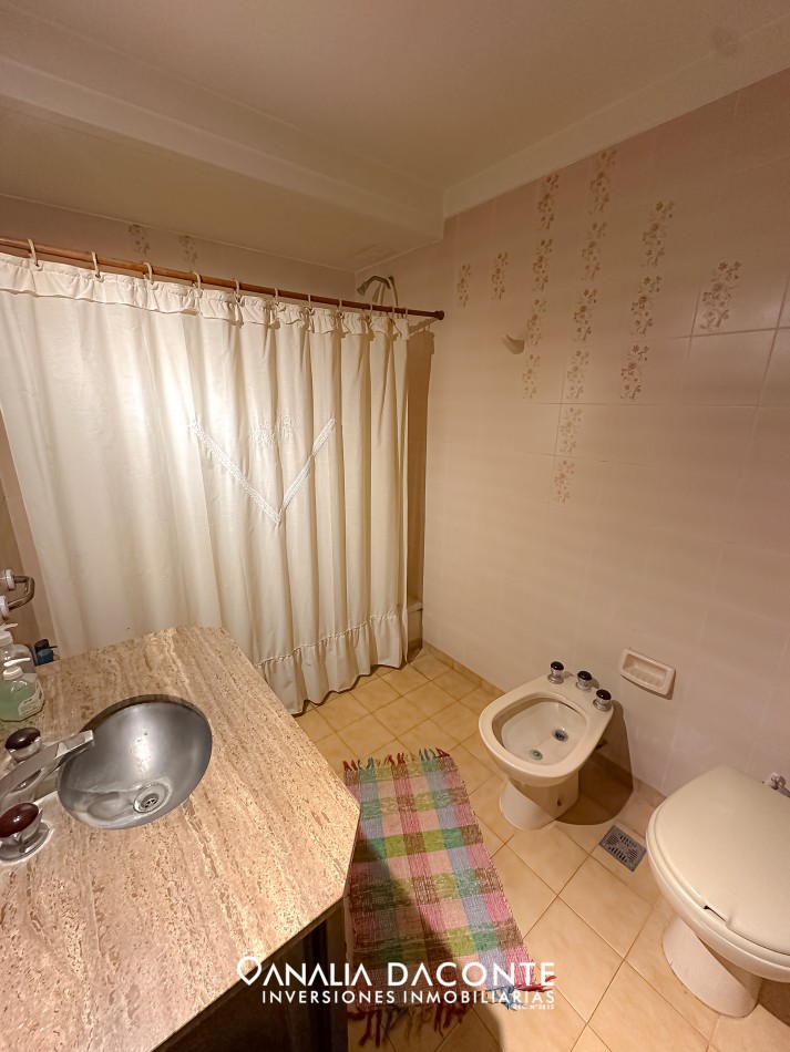 Chalet 7 amb con jardin en San Jeronimo