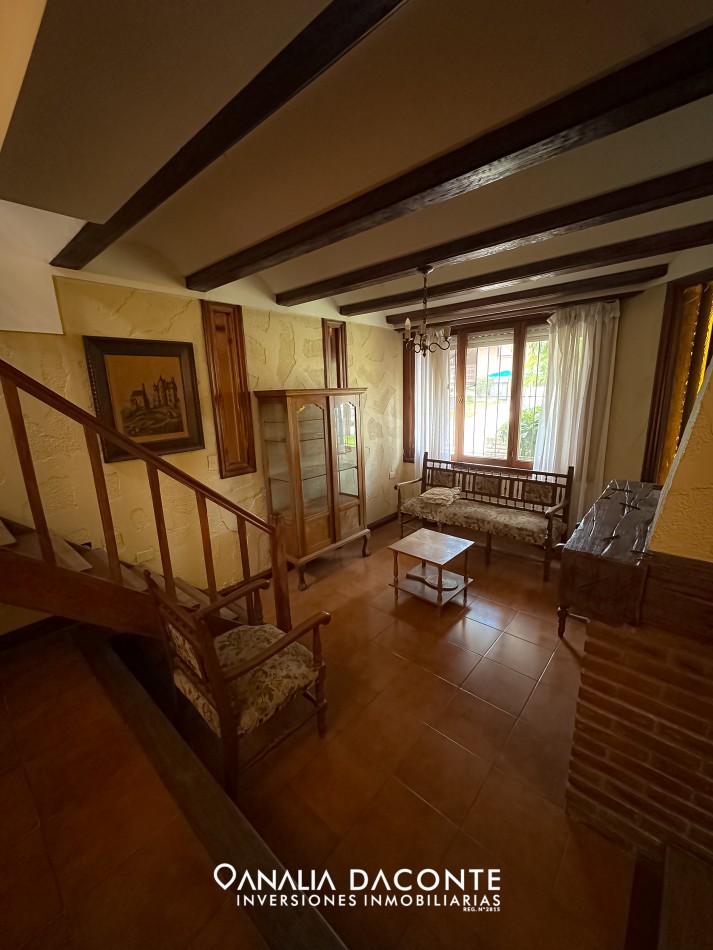 Chalet 7 amb con jardin en San Jeronimo