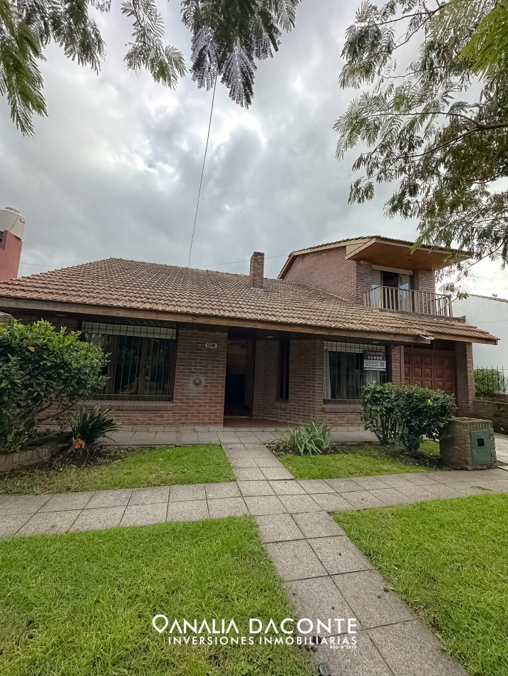 Chalet 7 amb con jardin en San Jeronimo