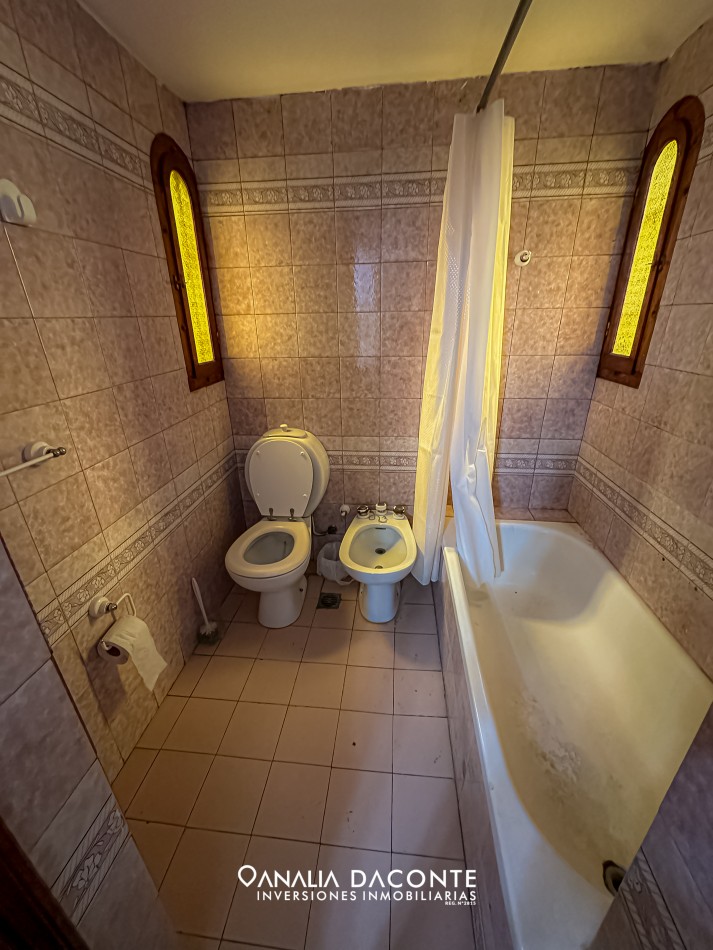 BAJO SU VALOR!! Gran chalet en esquina 4 amb en San Jeronimo