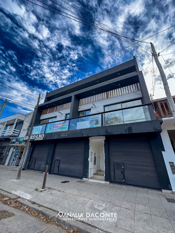 Duplex 3 amb moderno con jardin en Villa Primera