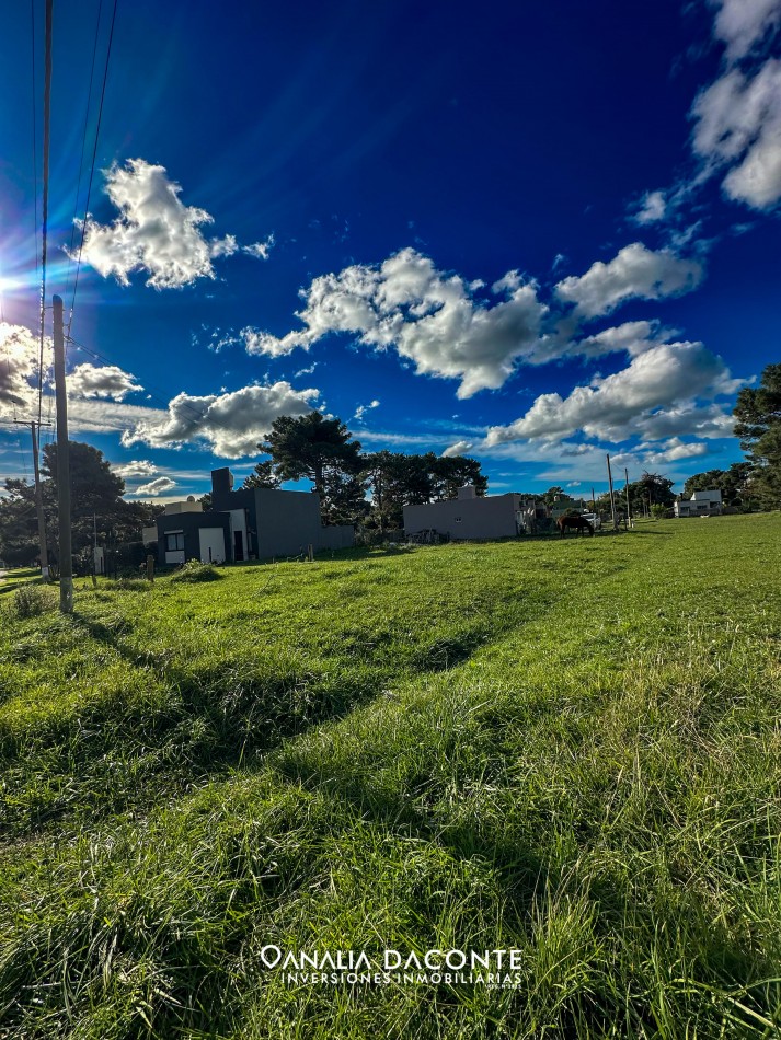 BAJO SU VALOR!!! Lote en La Caleta apto vivienda y fines comerciales