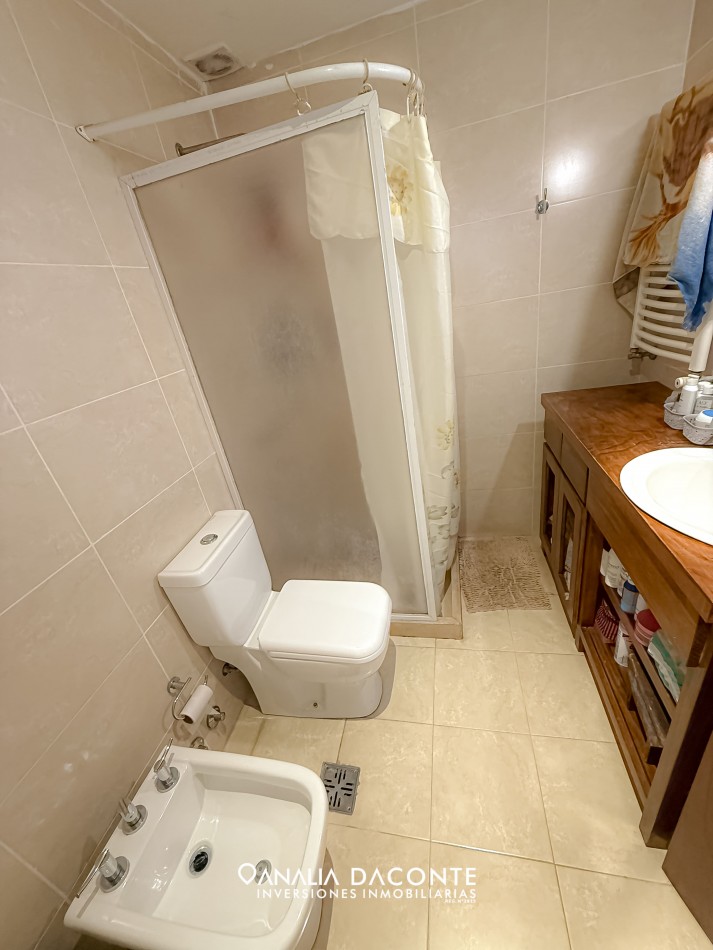 Duplex 5 amb con jardin y cochera en Villa Primera