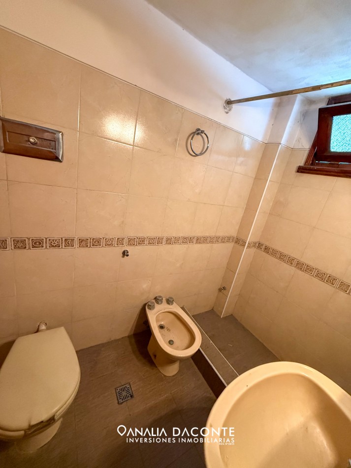 Depto 3 amb con balcon terraza y patio. Lopez de Gomara