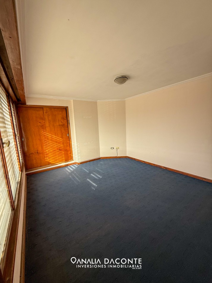 Depto 3 amb con balcon terraza y patio. Lopez de Gomara