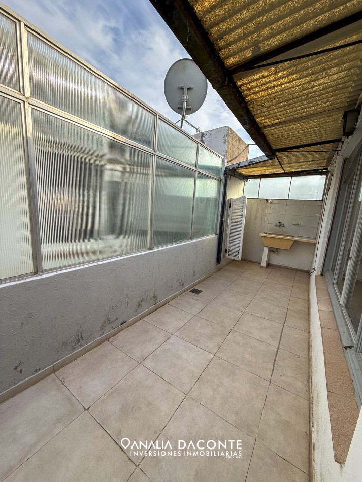 Depto 3 amb con balcon terraza y patio. Lopez de Gomara