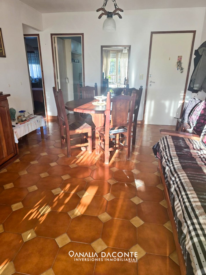 Depto 3 amb en Constitucion con balcon espacio de cochera