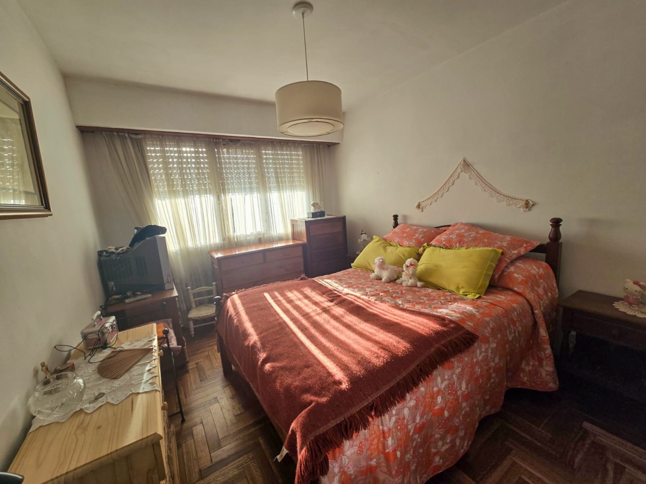 Depto 3 amb en Constitucion con balcon espacio de cochera