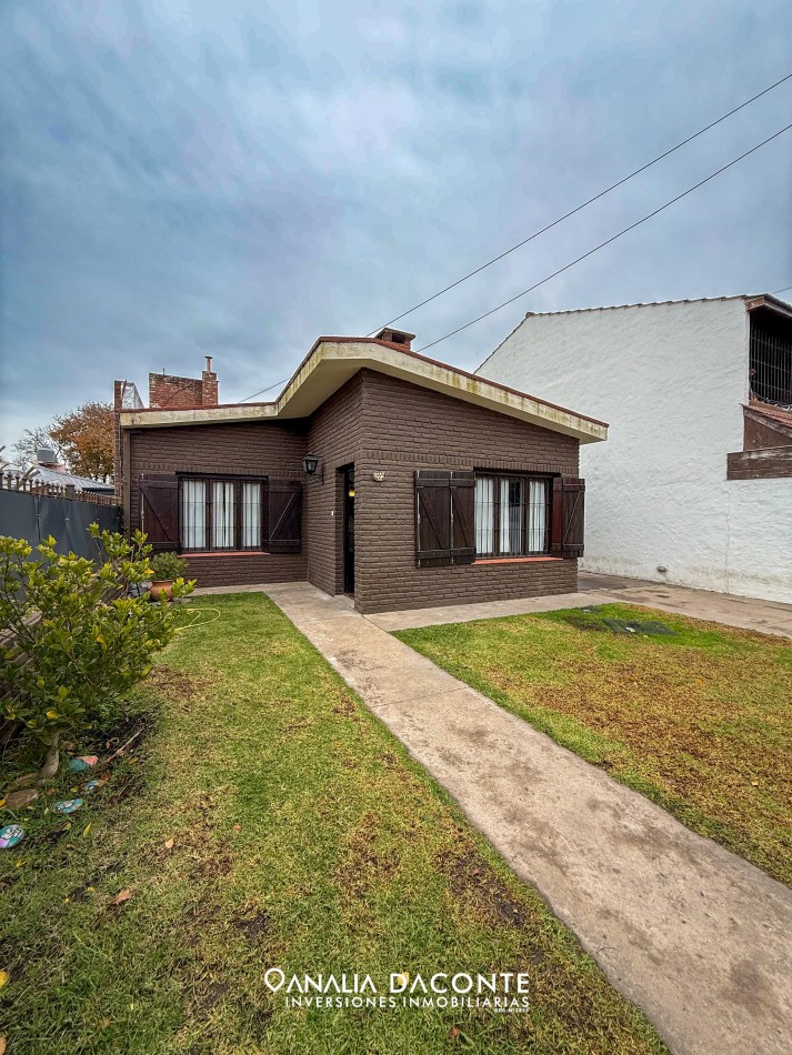 Dos en block chalet en Caisamar