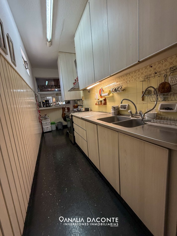 Dos en block chalet en Caisamar