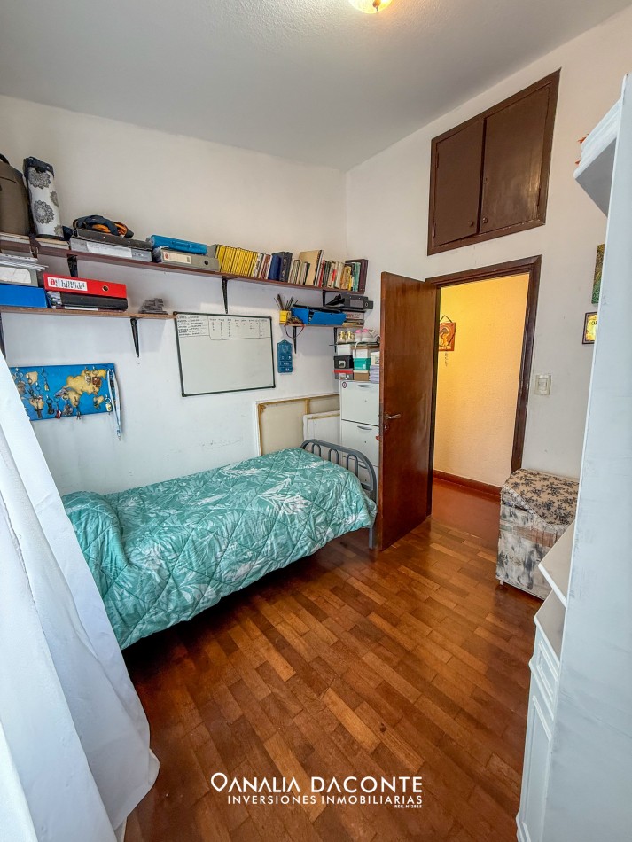 Dos en block chalet en Caisamar