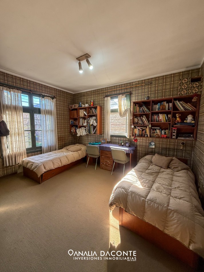 RESERVADA!!Gran chalet 8 amb en block en Constitucion