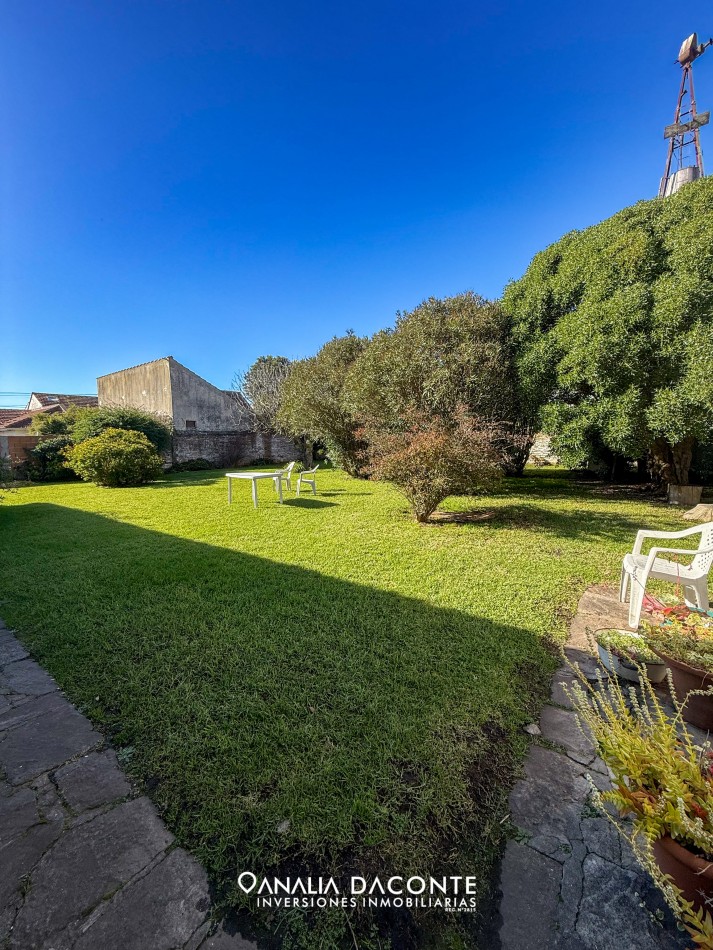 RESERVADA!!Gran chalet 8 amb en block en Constitucion