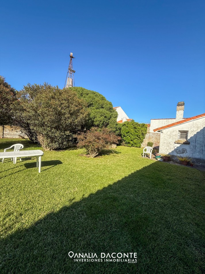 RESERVADA!!Gran chalet 8 amb en block en Constitucion