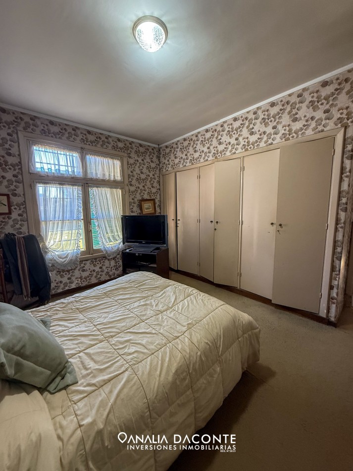 RESERVADA!!Gran chalet 8 amb en block en Constitucion