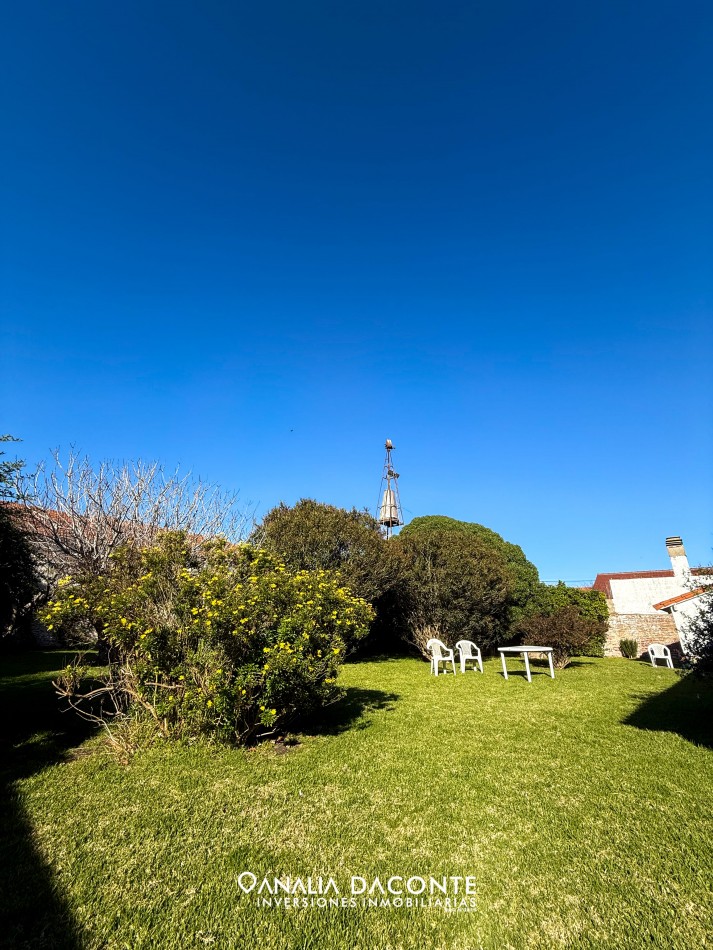 RESERVADA!!Gran chalet 8 amb en block en Constitucion