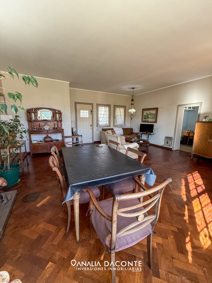 RESERVADA!!Gran chalet 8 amb en block en Constitucion