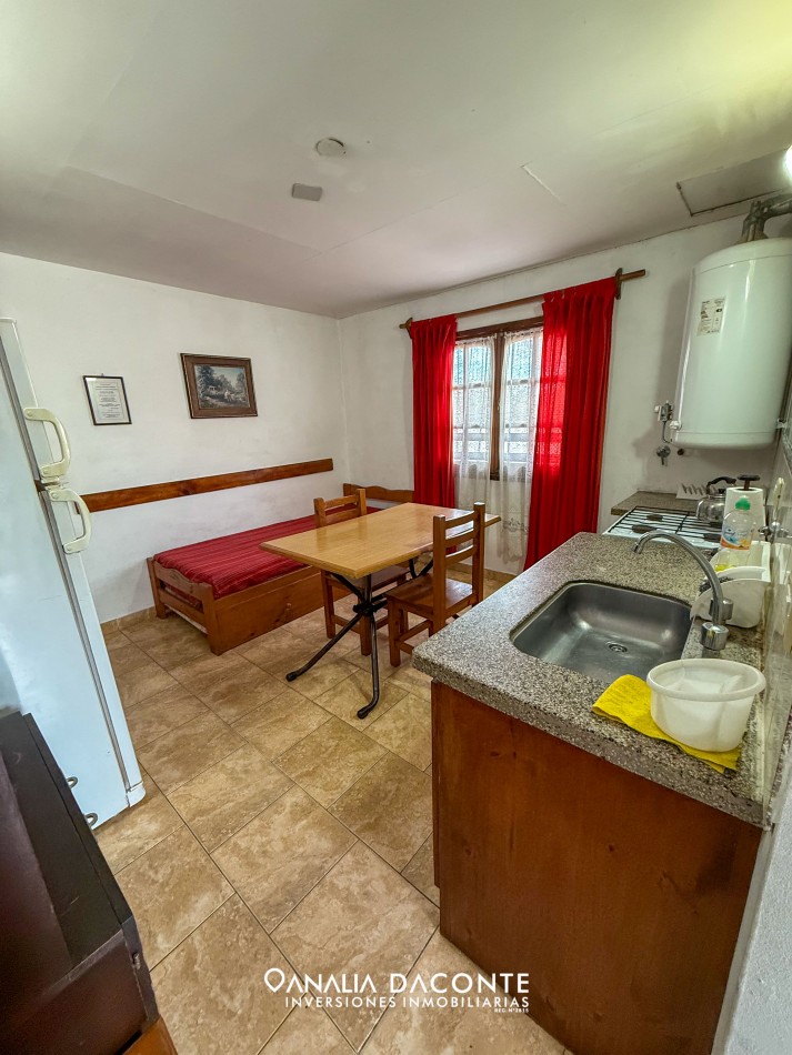 Chalet 3 amb con jardin y dos deptos en Constitucion