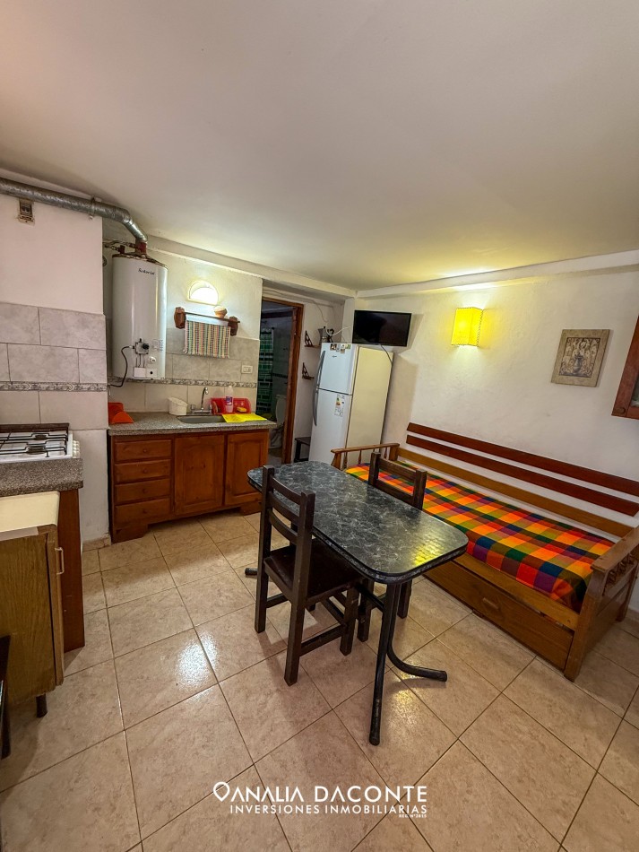 Chalet 3 amb con jardin y dos deptos en Constitucion