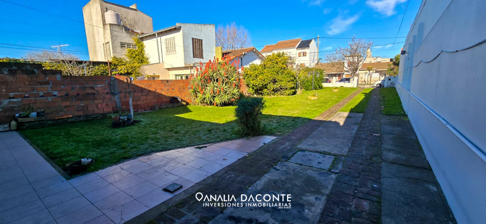 RESERVADO!! Chalet 3 amb con garage y parque en Villa Primera