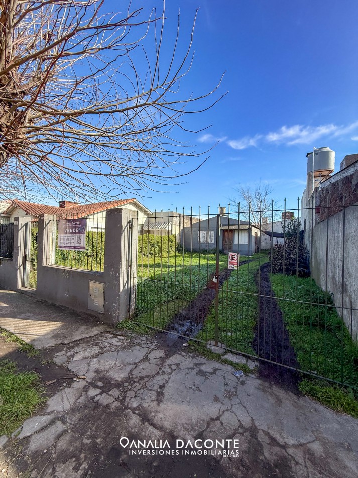 Lote 10 x 23mts  en Villa Primera