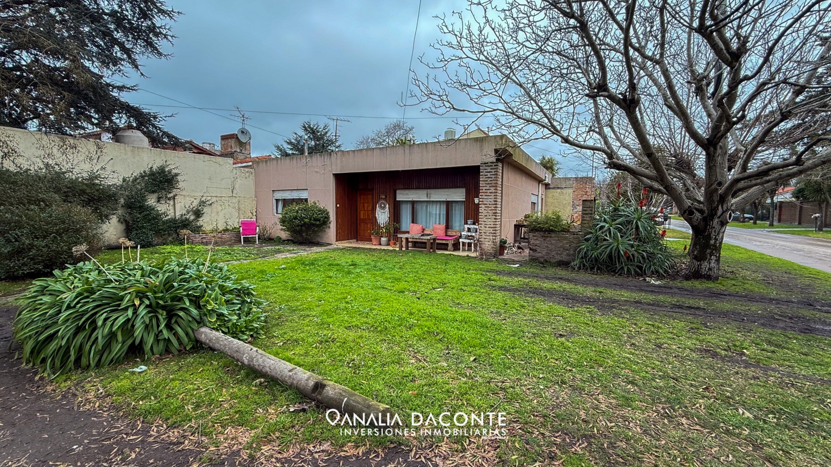 Casa americana 3 amb en Caisamar